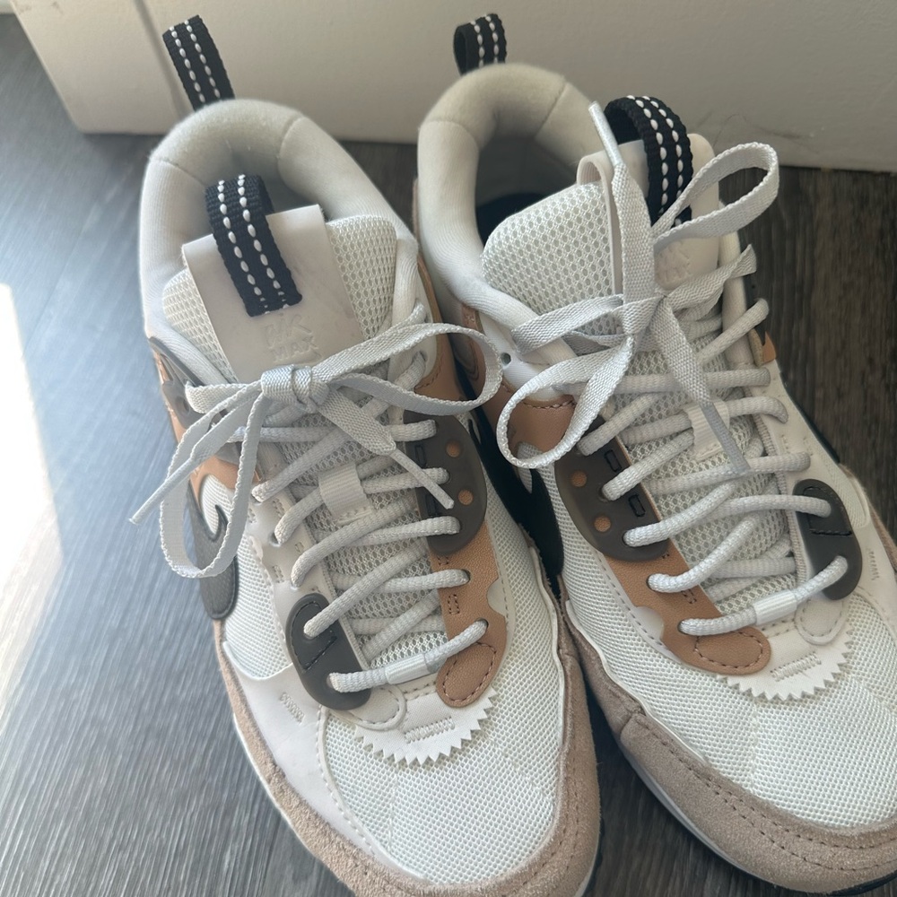 Nike Air Max 90 Futura - Picture 6 of 9